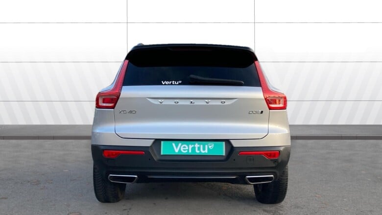 Volvo Xc40 2.0 D3 R DESIGN 5dr AWD Geartronic Diesel Estate